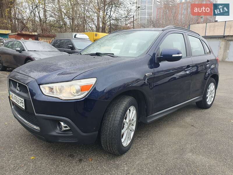 Позашляховик / Кросовер Mitsubishi ASX 2012 в Києві