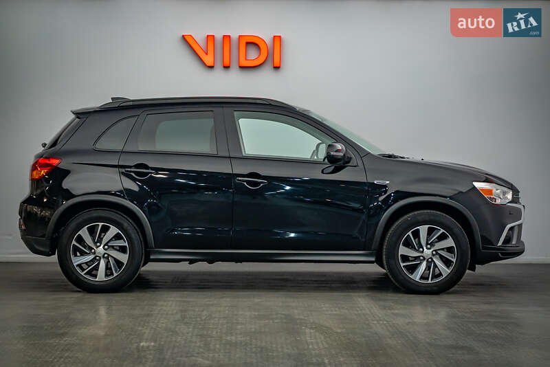 Внедорожник / Кроссовер Mitsubishi ASX 2019 в Киеве фото 4 Внедорожник / Кроссовер Mitsubishi ASX 2019 в Киеве