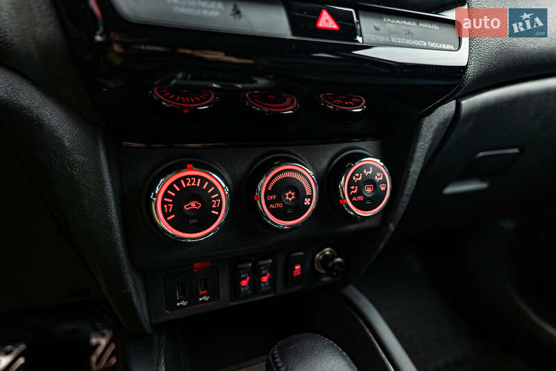Внедорожник / Кроссовер Mitsubishi ASX 2019 в Киеве фото 18 Внедорожник / Кроссовер Mitsubishi ASX 2019 в Киеве