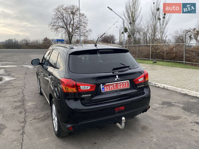 Позашляховик / Кросовер Mitsubishi ASX 2014 в Новоархангельську