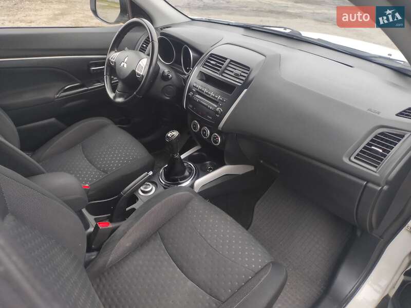 Позашляховик / Кросовер Mitsubishi ASX 2011 в Вінниці фото 24 Позашляховик / Кросовер Mitsubishi ASX 2011 в Вінниці