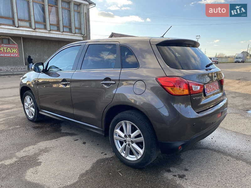 Внедорожник / Кроссовер Mitsubishi ASX 2014 в Калуше