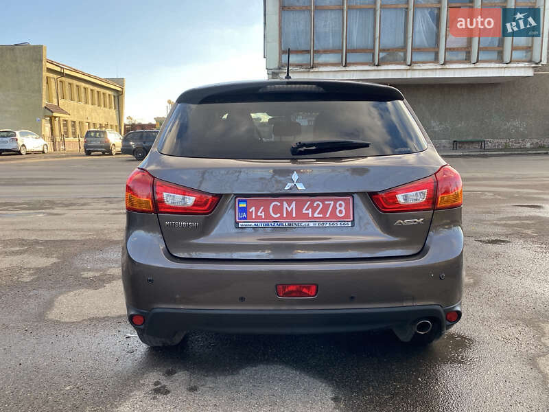 Внедорожник / Кроссовер Mitsubishi ASX 2014 в Калуше