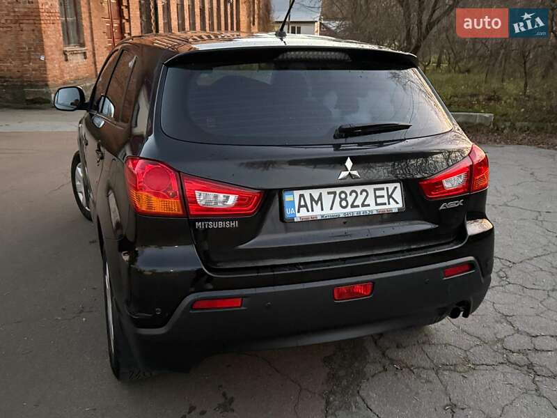 Внедорожник / Кроссовер Mitsubishi ASX 2010 в Житомире