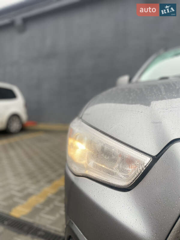 Внедорожник / Кроссовер Mitsubishi ASX 2015 в Житомире