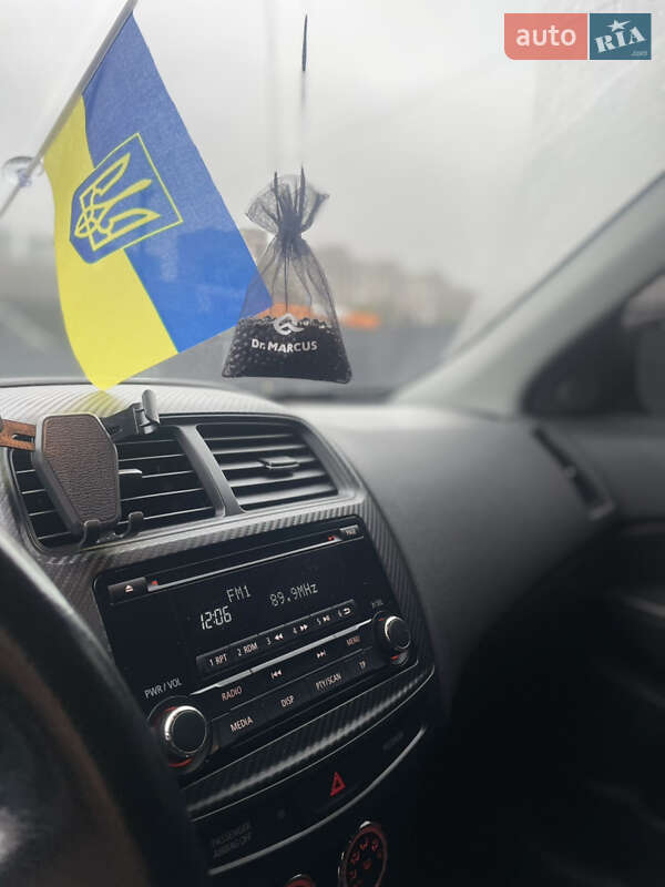 Внедорожник / Кроссовер Mitsubishi ASX 2015 в Житомире