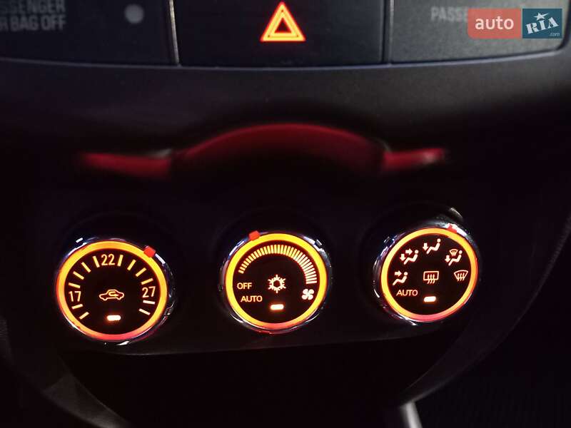 Внедорожник / Кроссовер Mitsubishi ASX 2012 в Тернополе