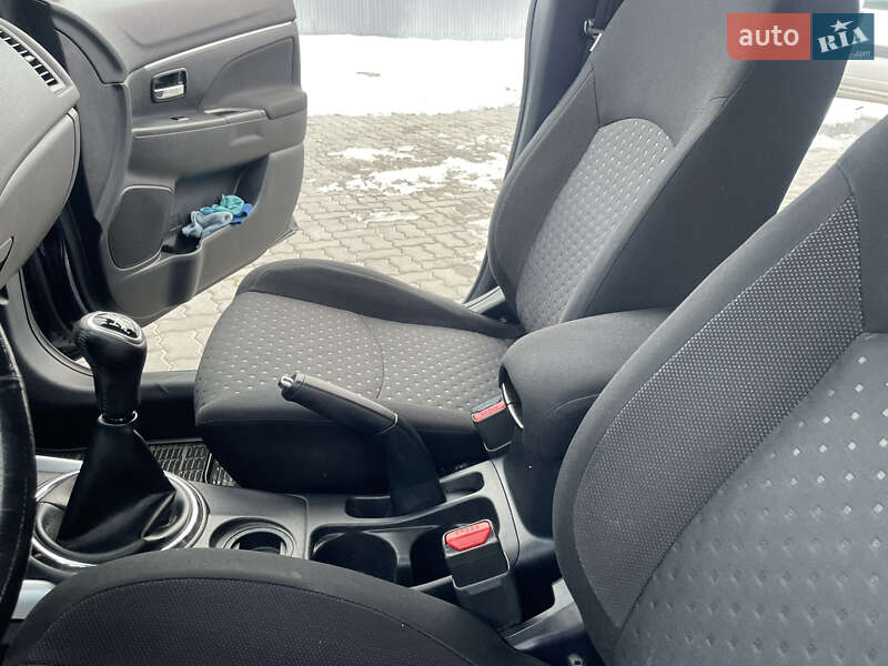 Внедорожник / Кроссовер Mitsubishi ASX 2011 в Меденичах