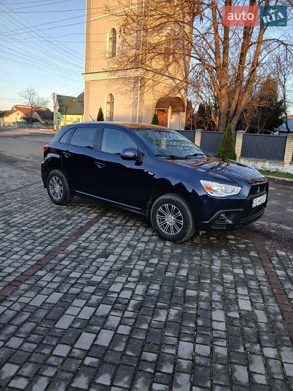 Позашляховик / Кросовер Mitsubishi ASX 2012 в Чернівцях