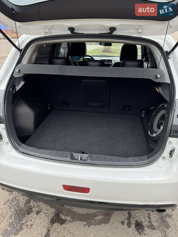 Внедорожник / Кроссовер Mitsubishi ASX 2013 в Полтаве