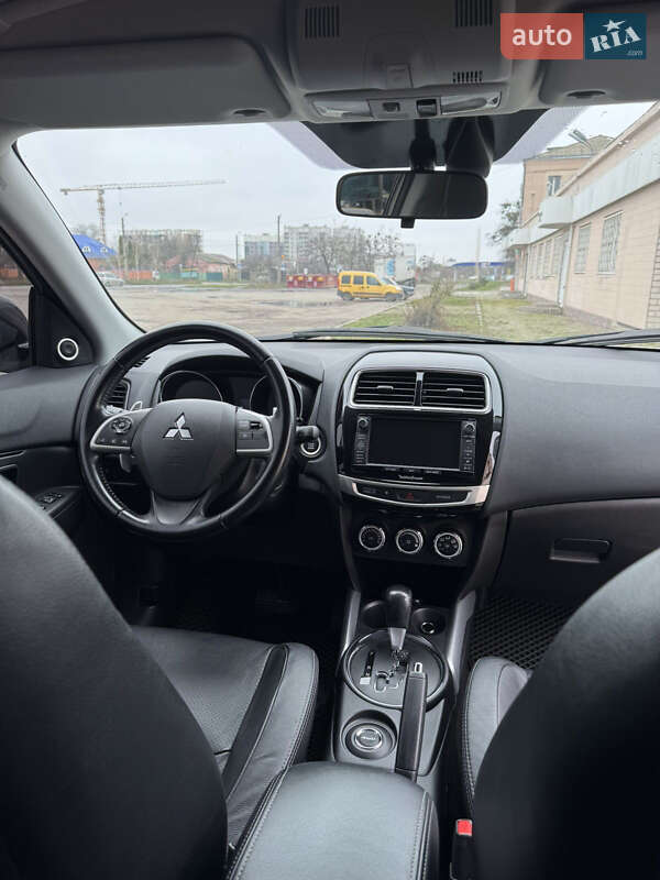 Внедорожник / Кроссовер Mitsubishi ASX 2013 в Полтаве