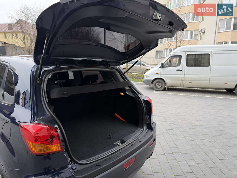 Позашляховик / Кросовер Mitsubishi ASX 2010 в Івано-Франківську