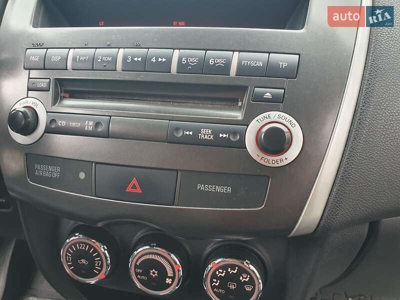 Позашляховик / Кросовер Mitsubishi ASX 2012 в Києві