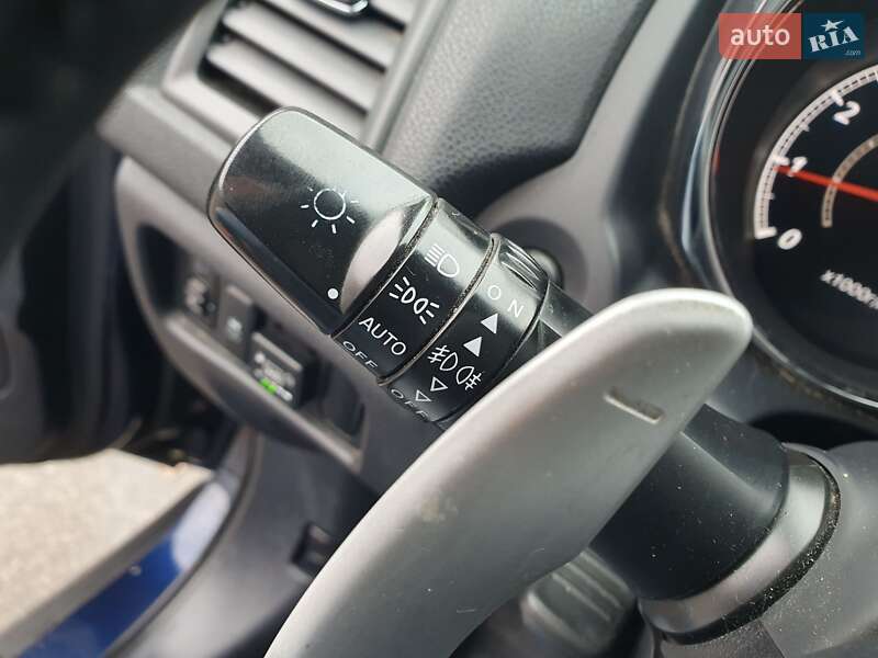 Позашляховик / Кросовер Mitsubishi ASX 2012 в Києві