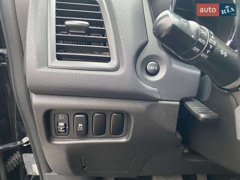 Позашляховик / Кросовер Mitsubishi ASX 2012 в Миколаєві фото 40 Позашляховик / Кросовер Mitsubishi ASX 2012 в Миколаєві