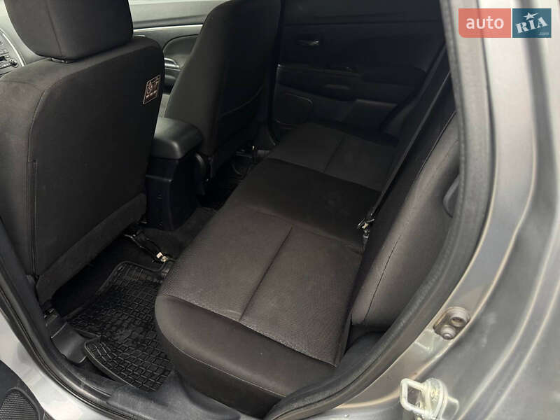 Позашляховик / Кросовер Mitsubishi ASX 2011 в Одесі фото 24 Позашляховик / Кросовер Mitsubishi ASX 2011 в Одесі