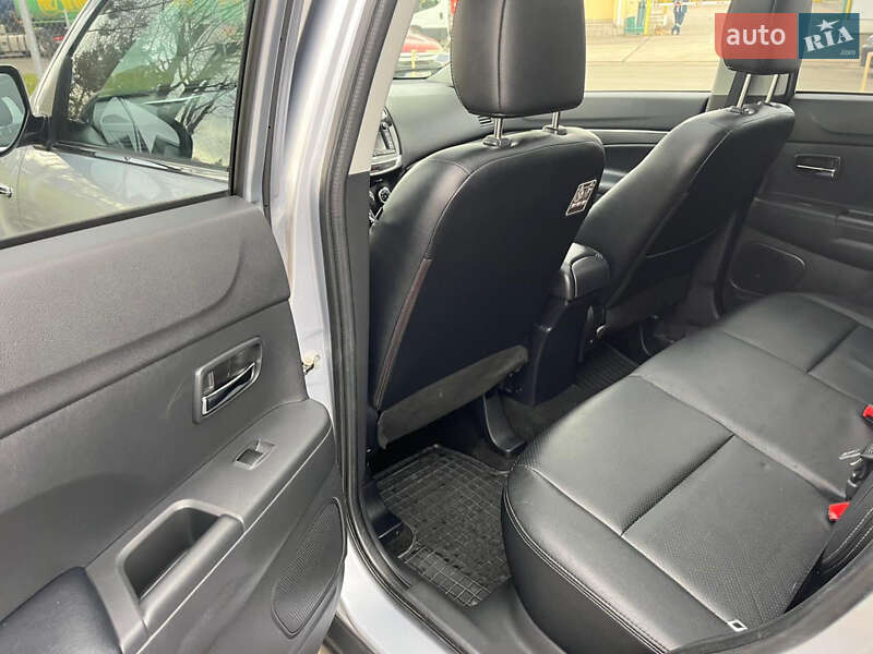 Внедорожник / Кроссовер Mitsubishi ASX 2014 в Луцке