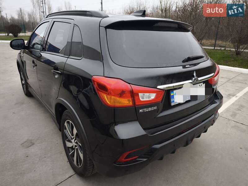 Позашляховик / Кросовер Mitsubishi ASX 2018 в Києві фото 17 Позашляховик / Кросовер Mitsubishi ASX 2018 в Києві