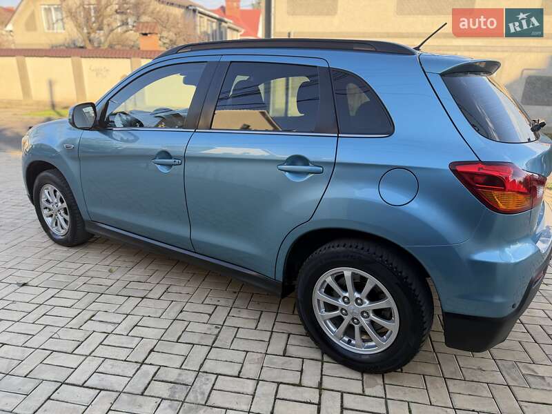 Позашляховик / Кросовер Mitsubishi ASX 2011 в Одесі