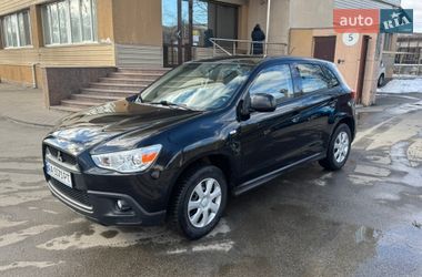 Позашляховик / Кросовер Mitsubishi ASX 2012 в Києві