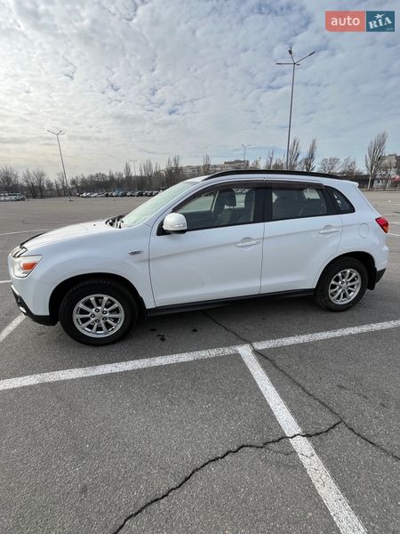 Mitsubishi ASX 2011