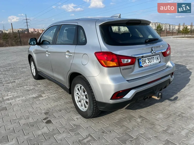 Mitsubishi ASX 2018 VIN JMBXNGA1WJU002757 фото оголошення 4 з 47