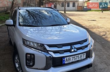 Позашляховик / Кросовер Mitsubishi ASX 2024 в Тульчині