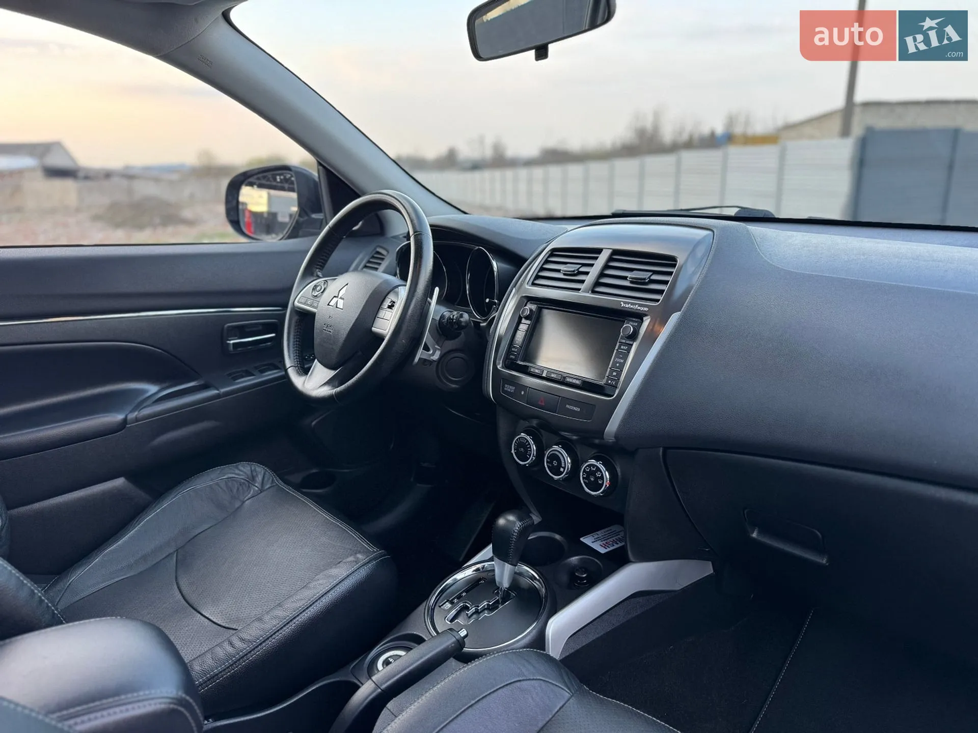 2015 Mitsubishi ASX - мініатюра 24