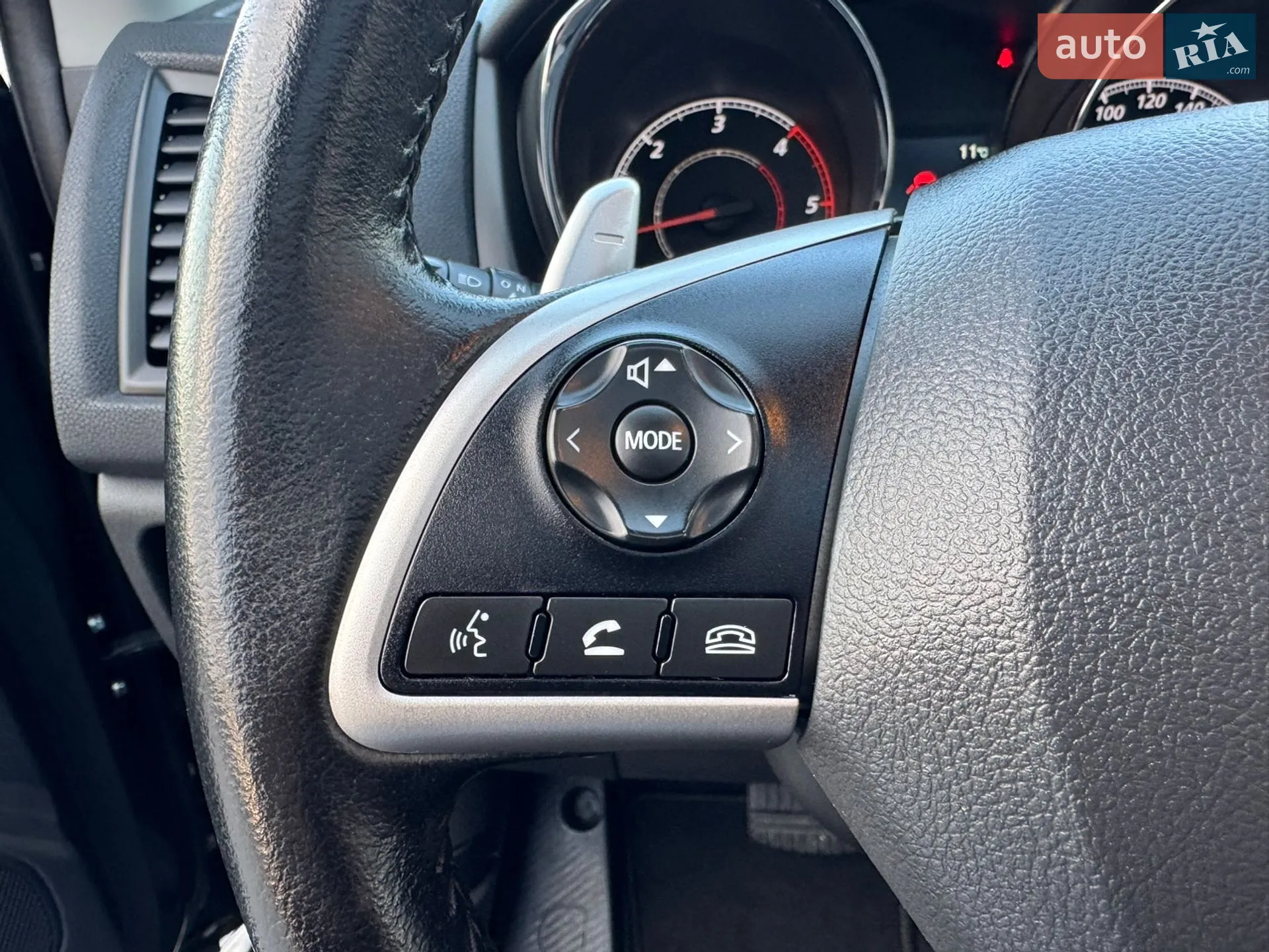 2015 Mitsubishi ASX - мініатюра 33
