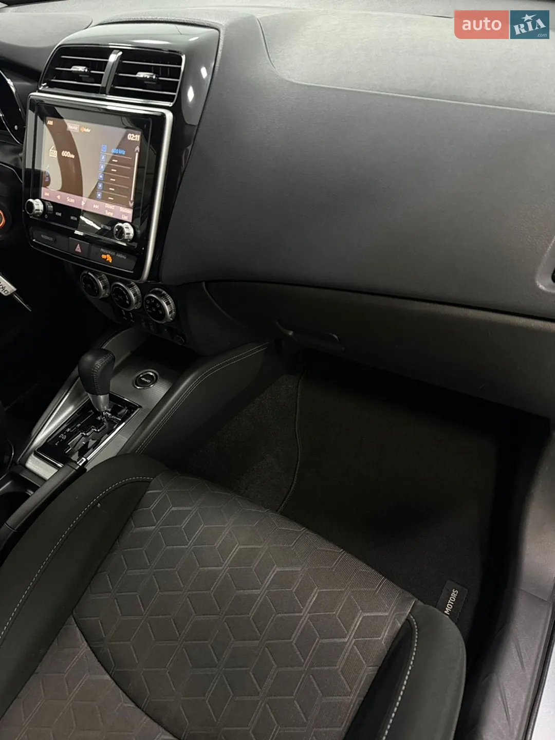 2021 Mitsubishi ASX - мініатюра 23