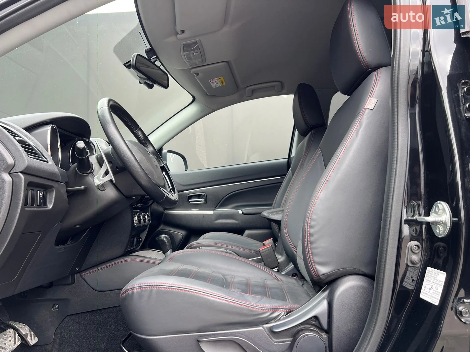 2019 Mitsubishi ASX - мініатюра 18