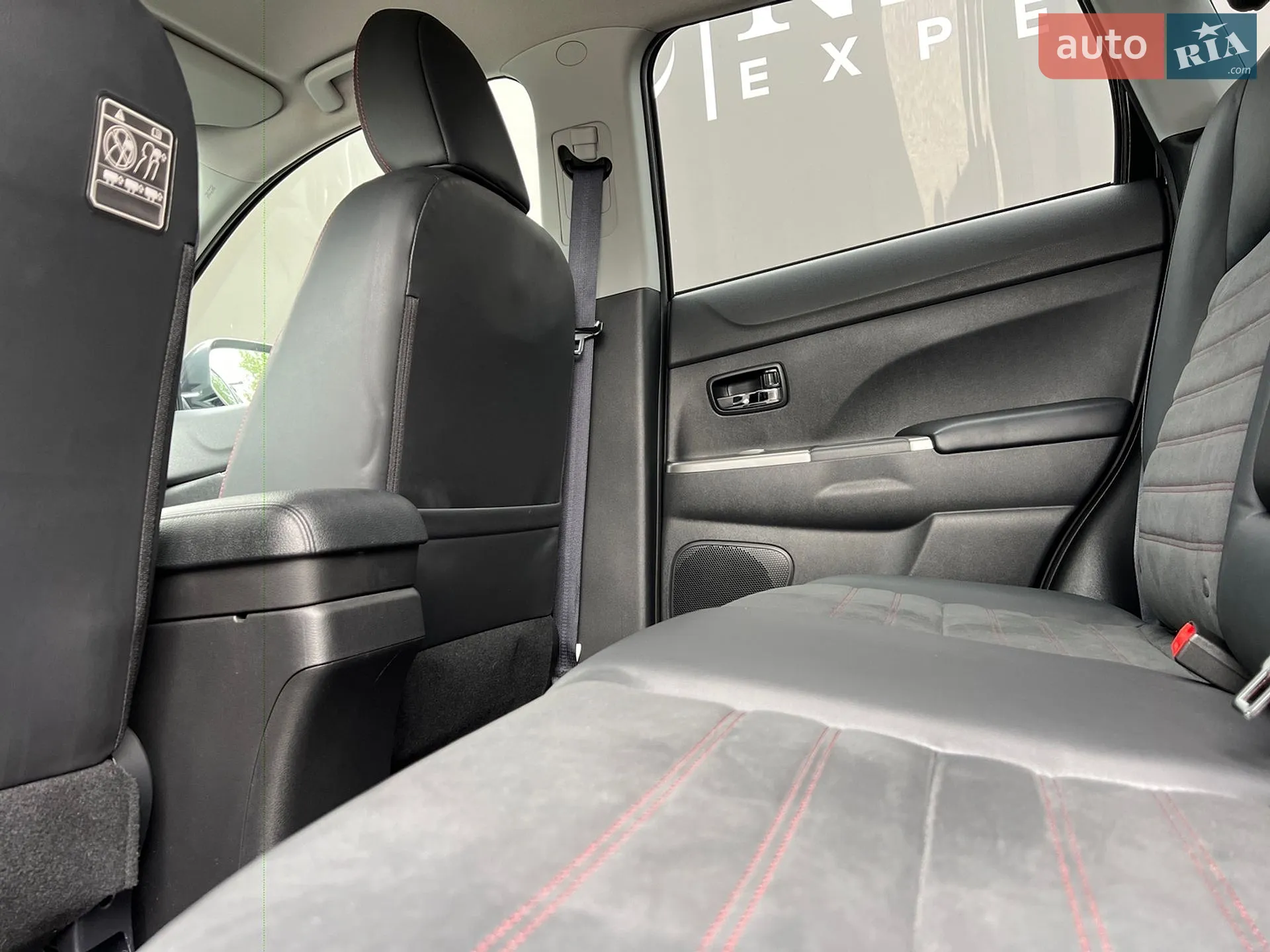 2019 Mitsubishi ASX - мініатюра 22