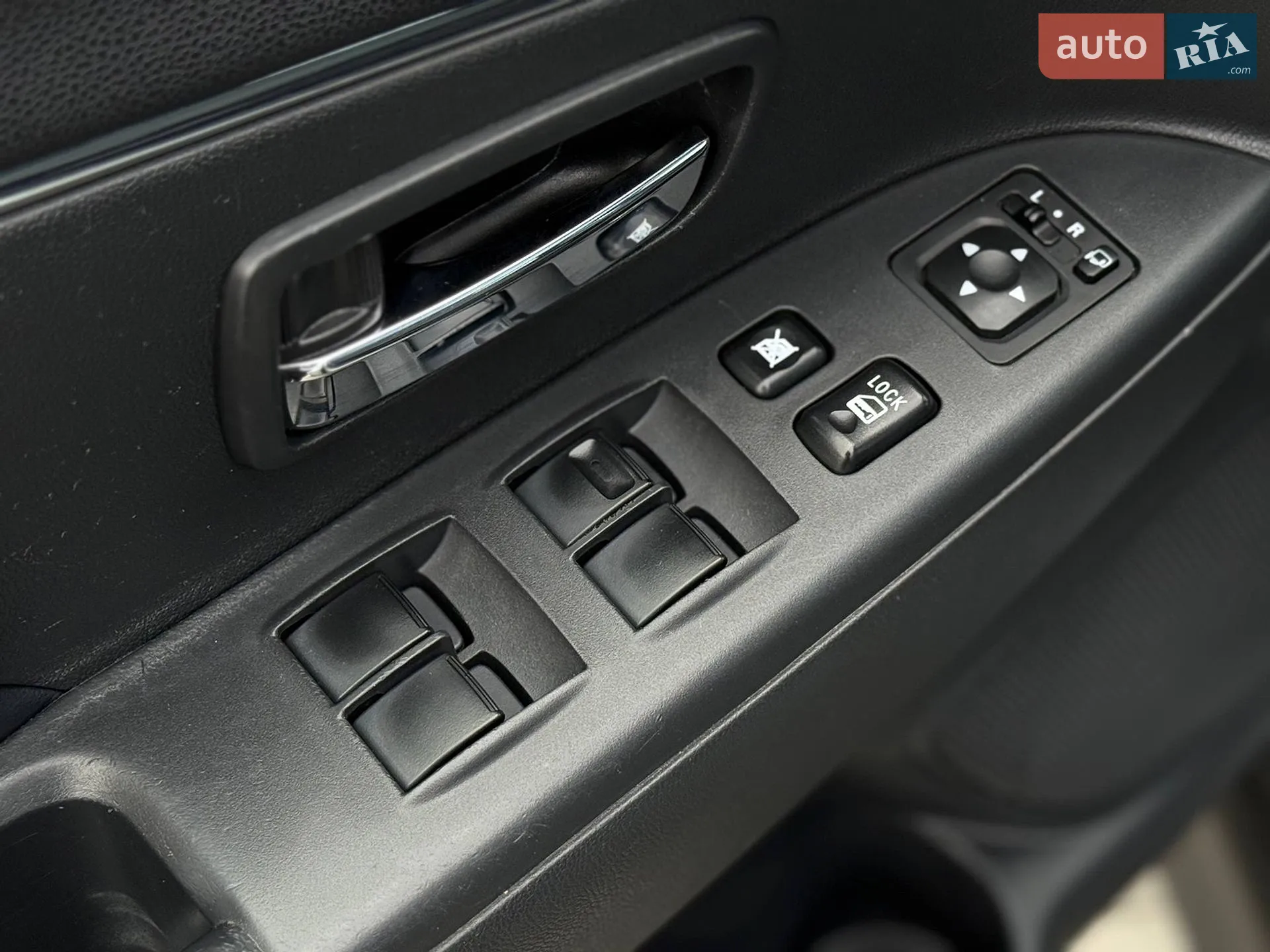 2014 Mitsubishi ASX - мініатюра 17