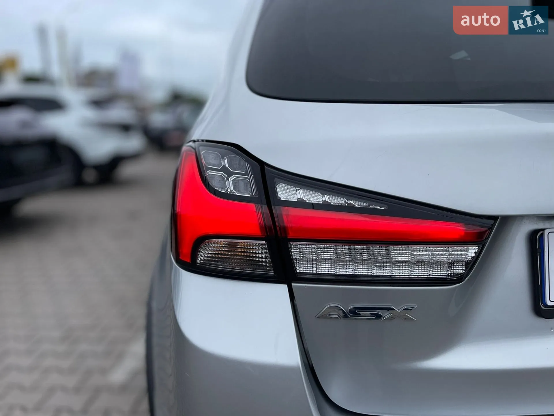 2023 Mitsubishi ASX - мініатюра 8