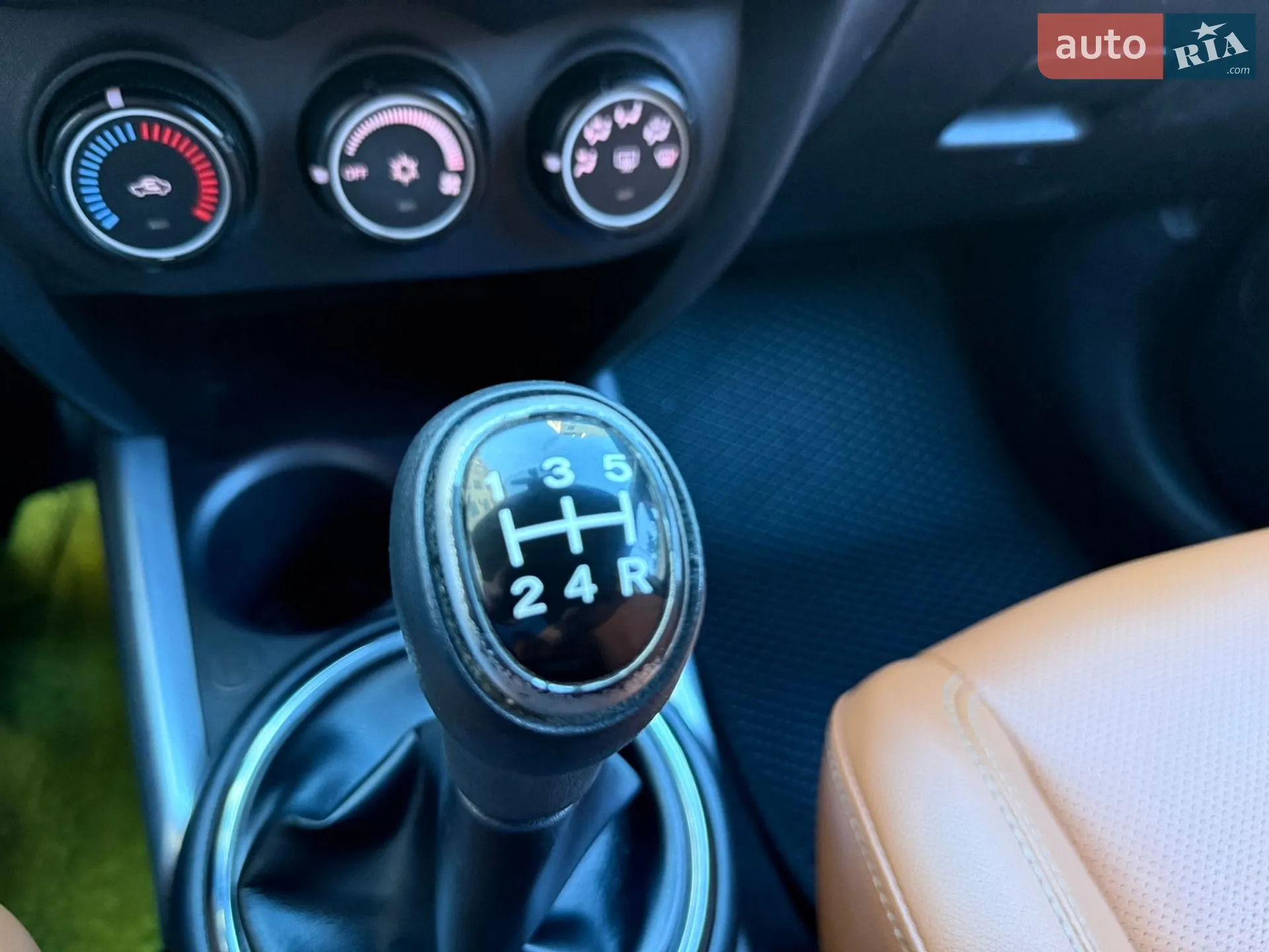2011 Mitsubishi ASX - мініатюра 115