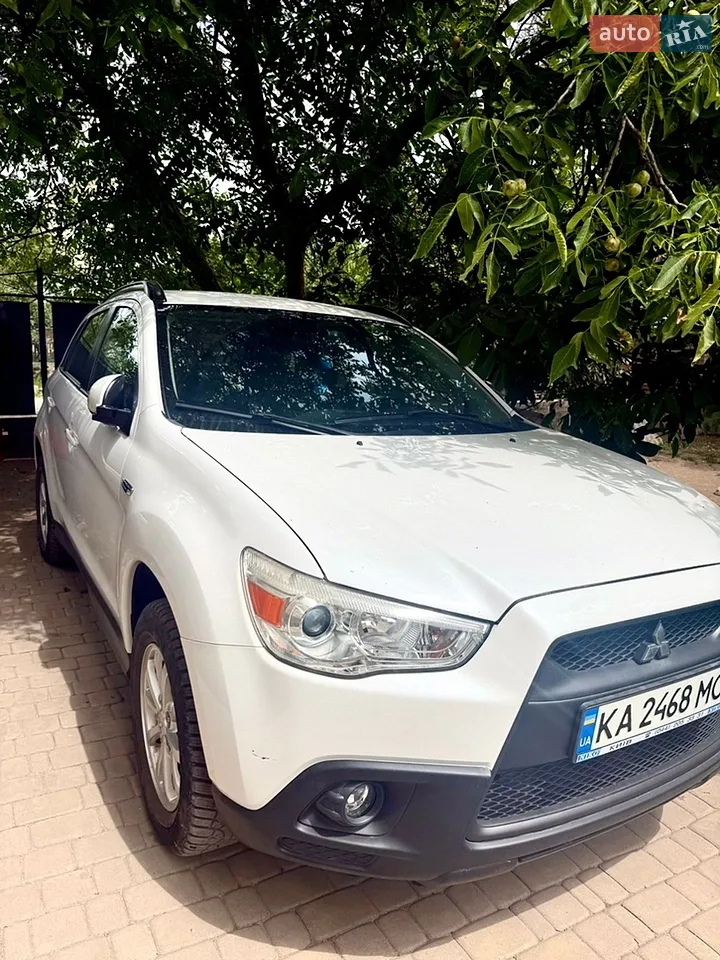2010 Mitsubishi ASX - мініатюра 14