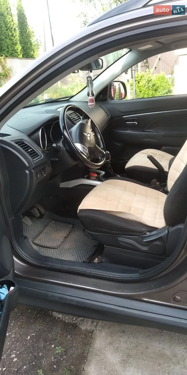 2010 Mitsubishi ASX - мініатюра 22