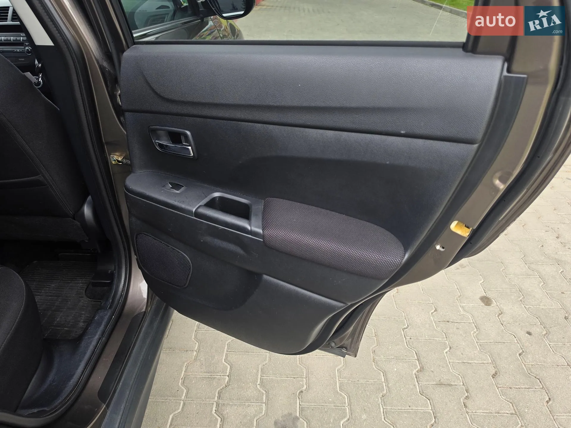 2011 Mitsubishi ASX - мініатюра 35