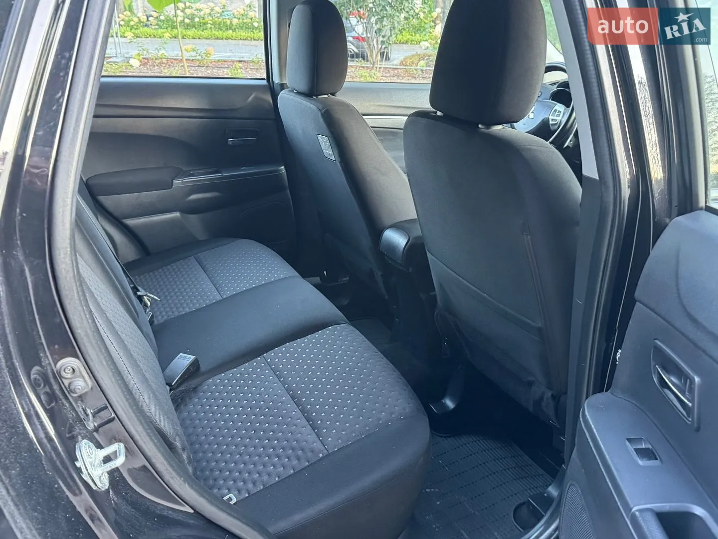 2012 Mitsubishi ASX - мініатюра 23