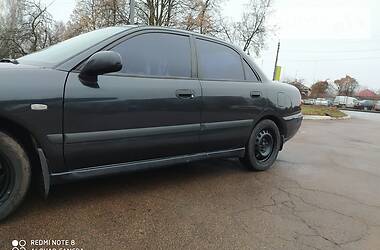 Седан Mitsubishi Carisma 2002 в Ніжині