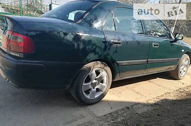 Седан Mitsubishi Carisma 2000 в 