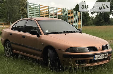 Хэтчбек Mitsubishi Carisma 2000 в Черновцах
