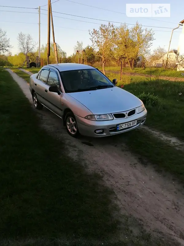 Mitsubishi Carisma 1998