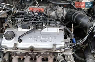 Хетчбек Mitsubishi Carisma 1999 в Гайсину