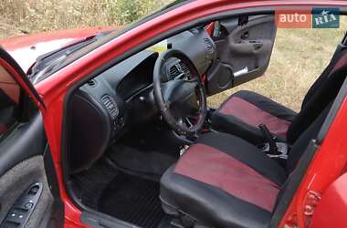 Хетчбек Mitsubishi Carisma 1999 в Гайсину
