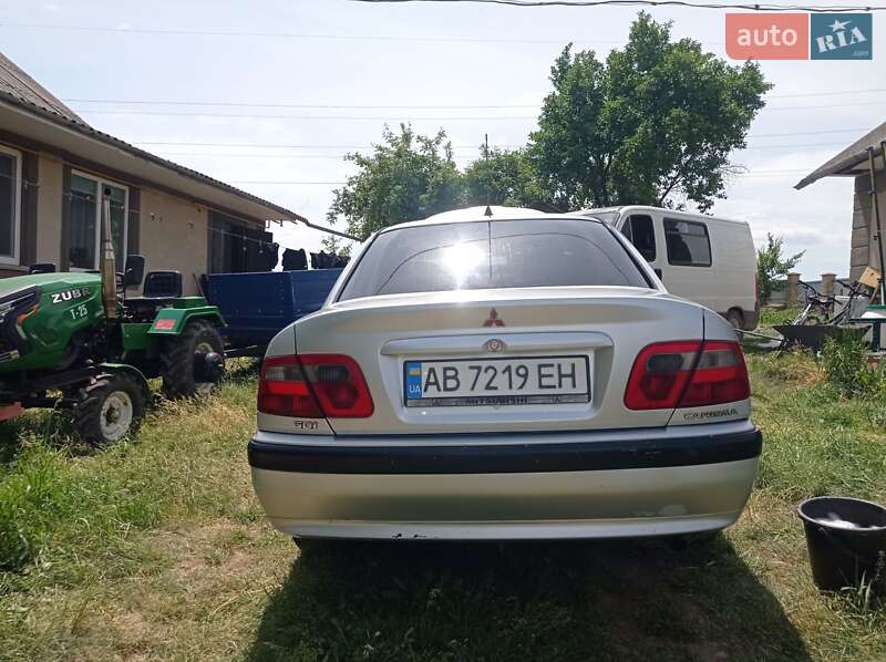 Седан Mitsubishi Carisma 2001 в Шаргороде