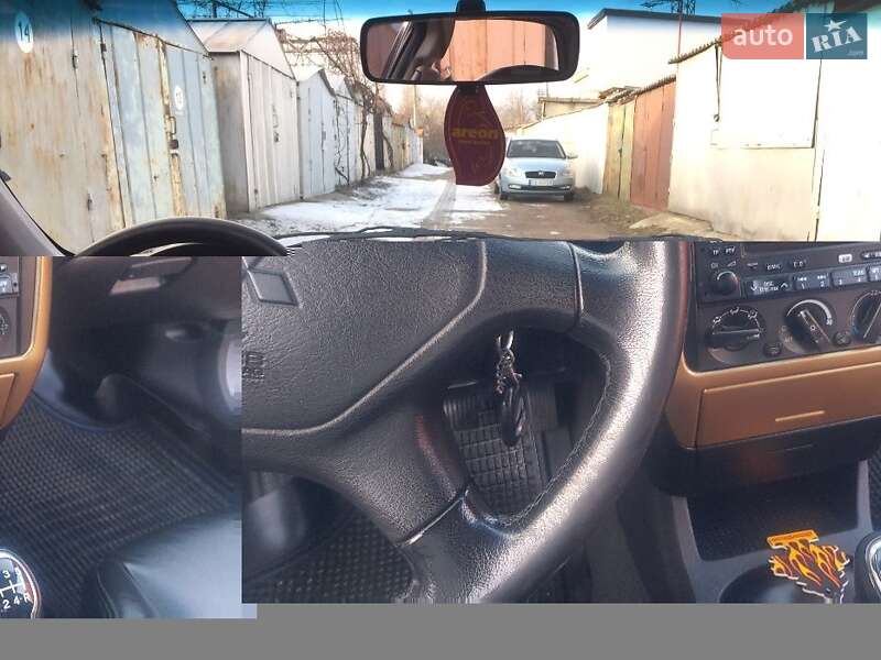 Седан Mitsubishi Carisma 2002 в Черкассах