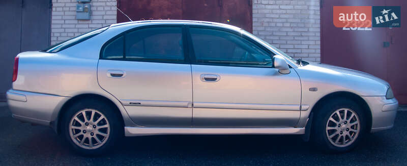 Лифтбек Mitsubishi Carisma 2003 в Киеве