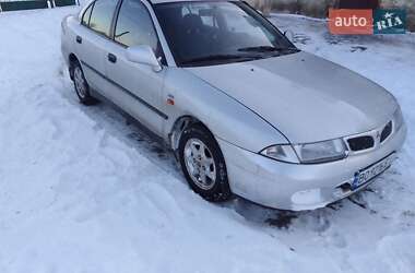 Ліфтбек Mitsubishi Carisma 1999 в Рівному