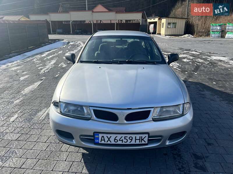 Седан Mitsubishi Carisma 1997 в Межгорье